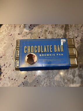 ✨SOLD✨ William Sonoma Blue Chocolate Bar Brownie Pan